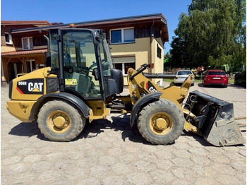 Колёсный погрузчик CATERPILLAR 906H