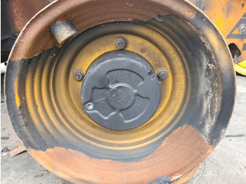 Задняя ось JCB