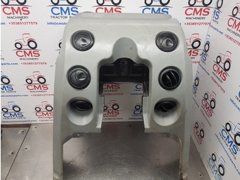 Кабина и интерьер NEW HOLLAND