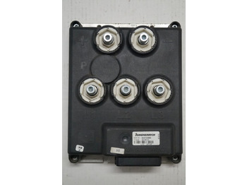 : фото в шапке страницы