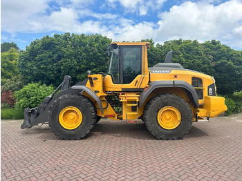 Колёсный погрузчик VOLVO L120H