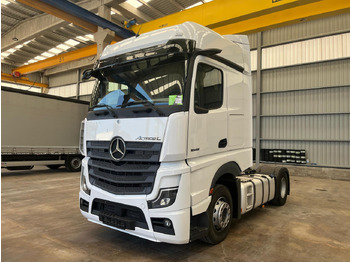 Тягач MERCEDES-BENZ Actros 1845