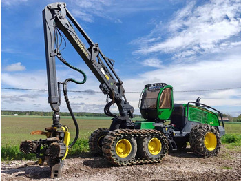 Харвестер JOHN DEERE
