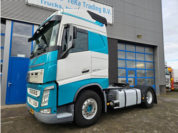 Тягач VOLVO FH 460