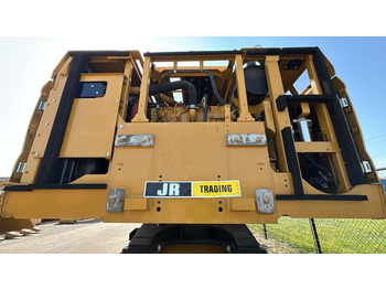 Гусеничный экскаватор CAT 374: фото 3 Гусеничный экскаватор CAT 374: фото 3