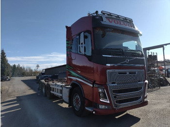 Volvo FH750 8x4 alusta  в лизинг Volvo FH750 8x4 alusta: фото 2