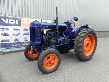 Трактор FORDSON
