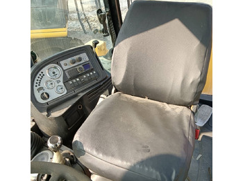 Экскаватор-погрузчик JCB 3CX: фото 3