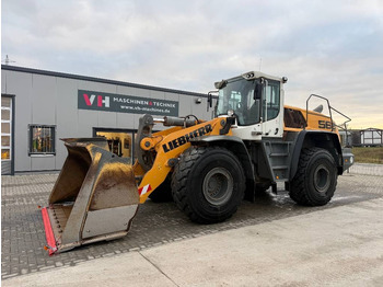 Колёсный погрузчик LIEBHERR L 566