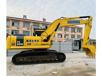 Гусеничный экскаватор KOMATSU PC200-6