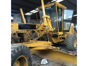 Грейдер CATERPILLAR 140G