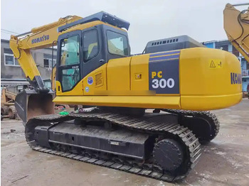 Гусеничный экскаватор Lower working hours used komatsu pc300-7 excavator/good price japan used komatsu excavator pc300-7 30t: фото 2