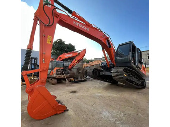 Гусеничный экскаватор HITACHI ZX200