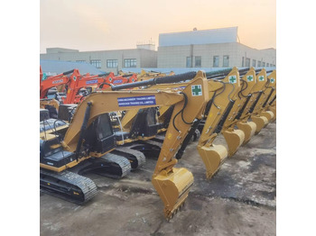 Экскаватор CATERPILLAR 320D2