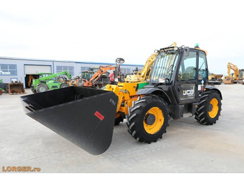 Телескопический погрузчик JCB