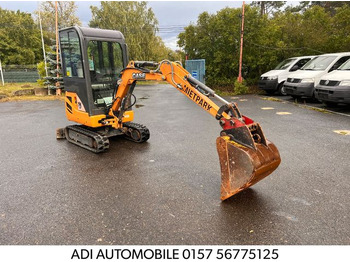 Мини-экскаватор CASE