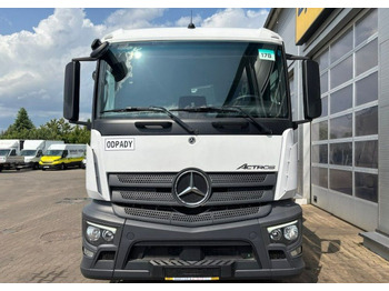 Новый Мусоровоз Mercedes-Benz Actros: фото 2