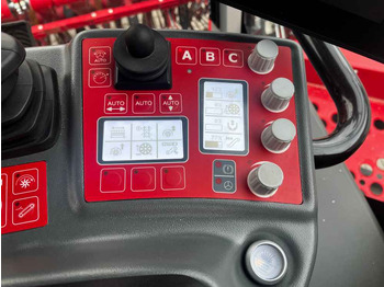 Свеклоуборочный комбайн Grimme REXOR 6300 Platinum: фото 3