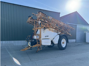 Навесной опрыскиватель