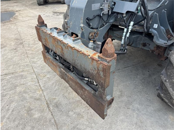 Телескопический погрузчик KRAMER