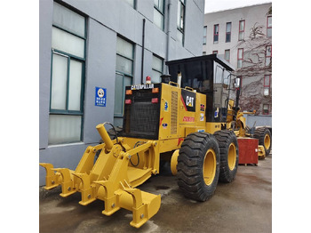 Грейдер CATERPILLAR 140K