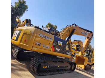 Гусеничный экскаватор CAT 320 D2: фото 1