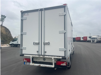 Малотоннажный фургон, Грузопассажирский фургон VOLKSWAGEN CRAFTER: фото 5