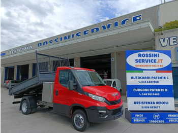 Малотоннажный самосвал IVECO Daily 35c12
