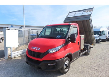 Малотоннажный самосвал IVECO Daily 35c12
