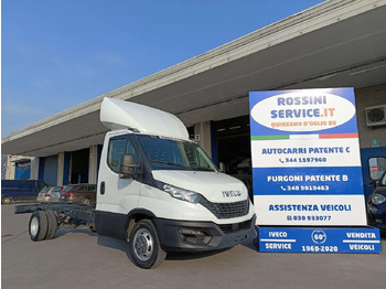 Лёгкий коммерческий автомобиль IVECO Daily 35c16