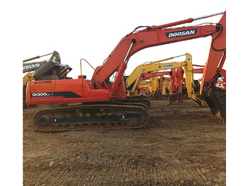 Гусеничный экскаватор DOOSAN DH300LC-7