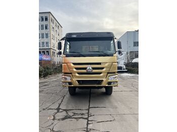 Самосвал SINOTRUK HOWO