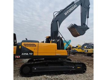 Гусеничный экскаватор Hyundai R225: фото 2 Гусеничный экскаватор Hyundai R225: фото 2