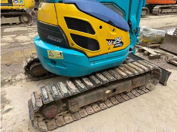 Мини-экскаватор KUBOTA U25