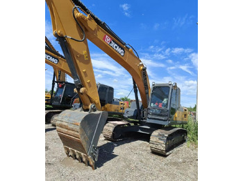 Гусеничный экскаватор XCMG XE215DA