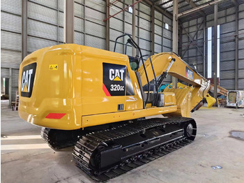 Гусеничный экскаватор CAT 320GC: фото 2
