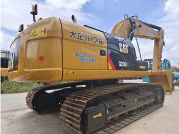 Гусеничный экскаватор CATERPILLAR 320D