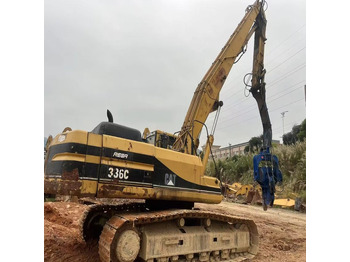 Гусеничный экскаватор CATERPILLAR 330BL