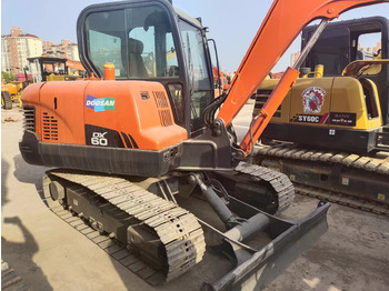 Мини-экскаватор DOOSAN DX60: фото 1