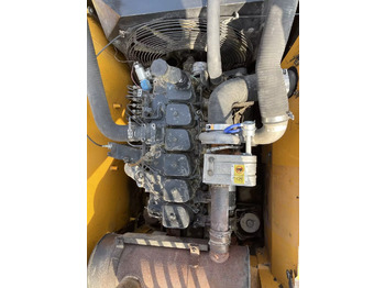 Колёсный экскаватор HYUNDAI 210W-9: фото 5