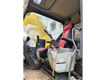 Гусеничный экскаватор KOMATSU PC200-8: фото 3