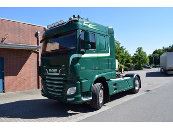 Тягач DAF XF 530
