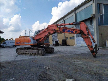 Гусеничный экскаватор KOBELCO