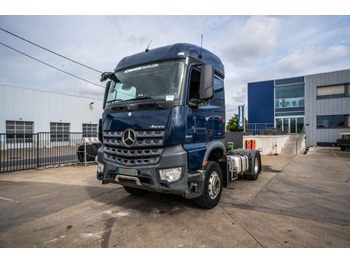 Тягач MERCEDES-BENZ Actros 1843