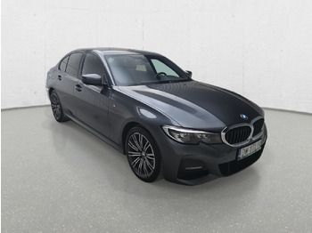 Седан BMW