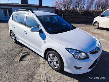 Легковой автомобиль HYUNDAI