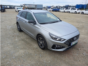 Легковой автомобиль HYUNDAI