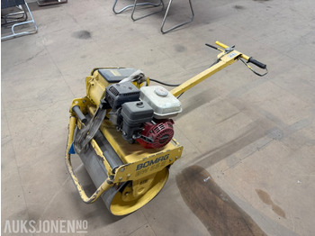 Каток BOMAG