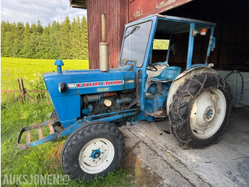 Трактор FORD