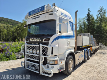 Тягач SCANIA R 620
